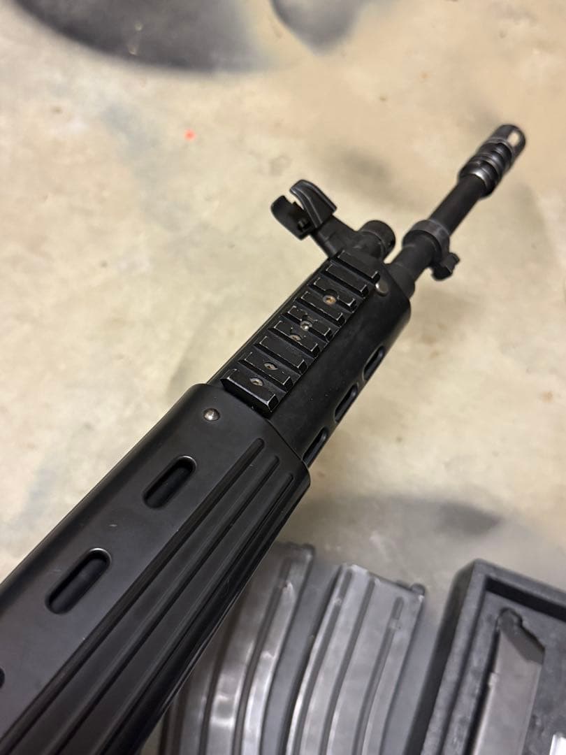 GLOCK 7 ガスガン ブラック マガジン4本付き