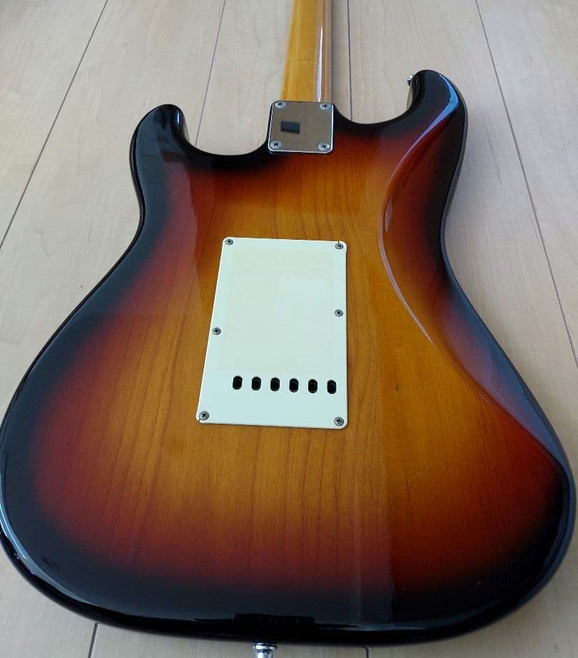 Fender Stratocaster サンバースト