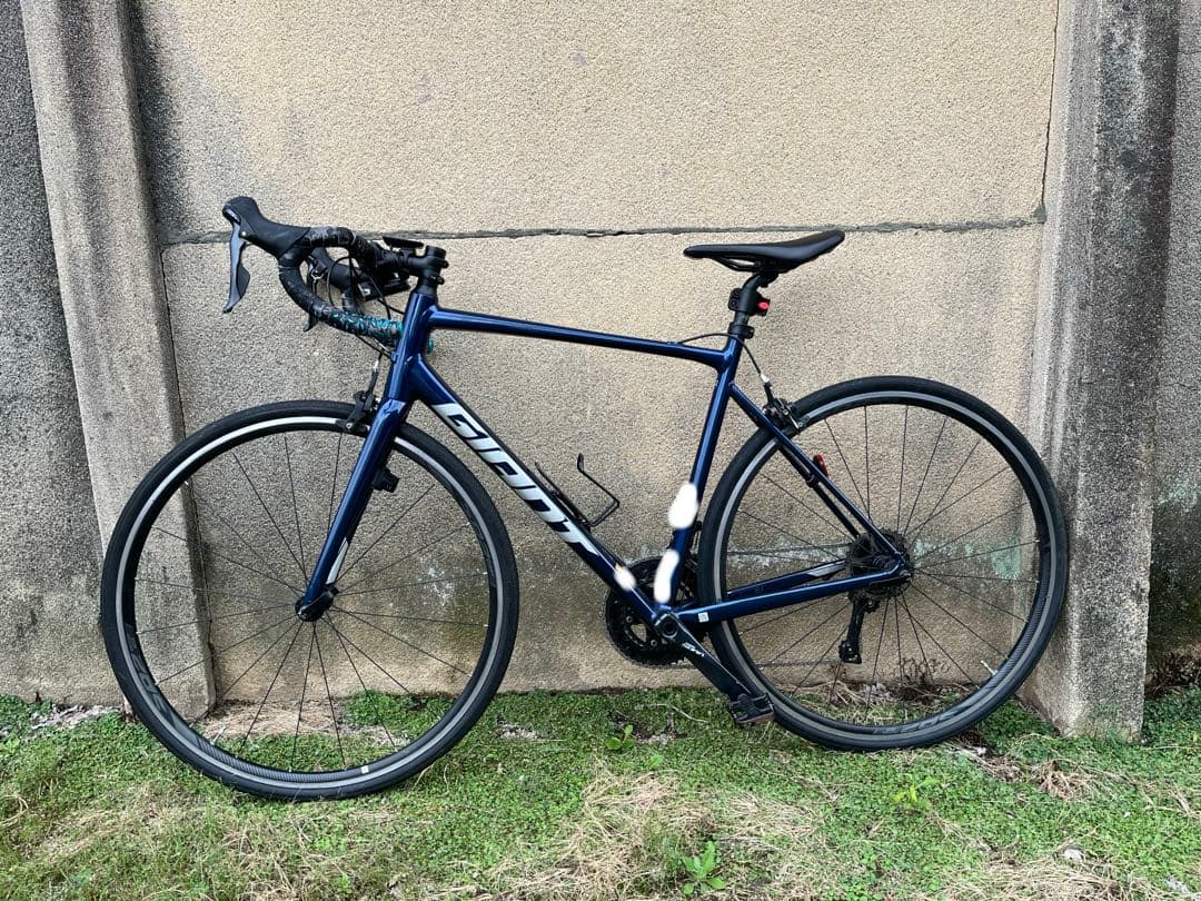 GIANT ロードバイク　CONTEND フルSORA