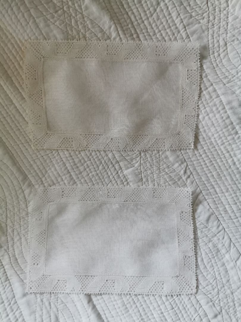 アンティーク フランダースレース 花頭を垂れた薔薇スクエアドイリー ティータオル