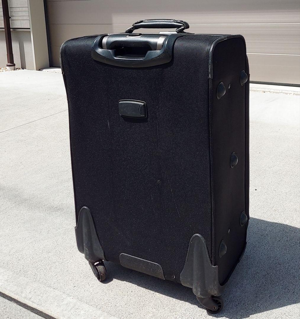 大型ソフトスーツケース 中古 キャリーケース キャリーバック