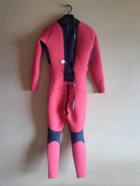 ◎美品・オニール・ウェットスーツ・5/3mm・黒・ML