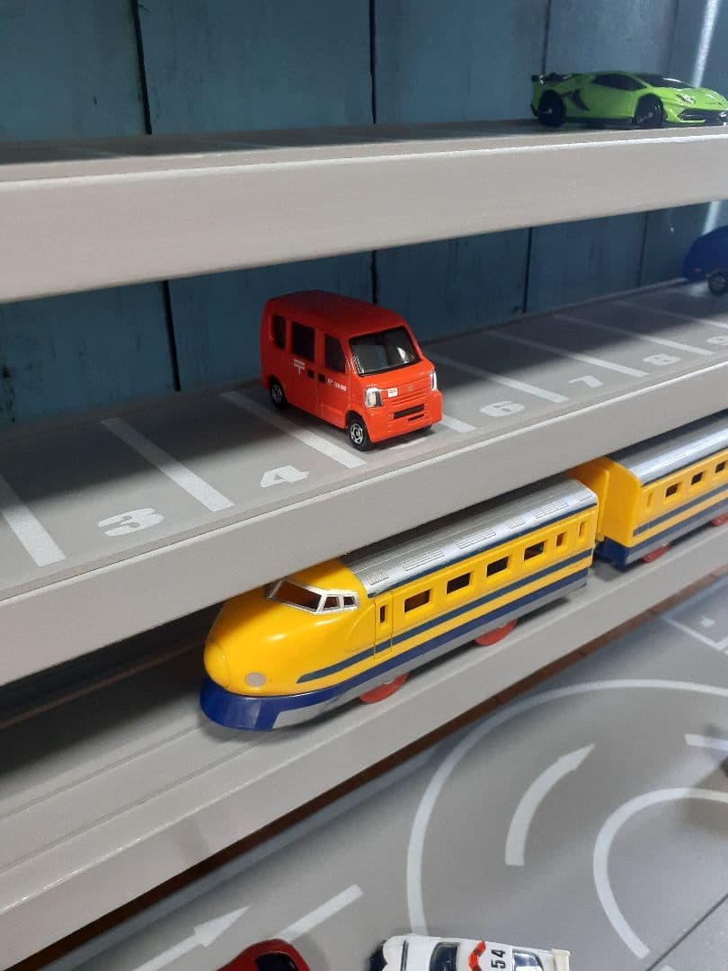 ユーやさま専用トミカプラレール収納棚7段110台ロングトミカ7台駐車