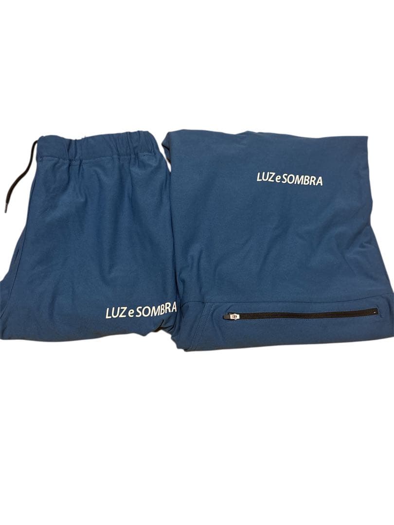 ルースイソンブラ アノラックトップ パンツ　セットアップ　ブルー　M