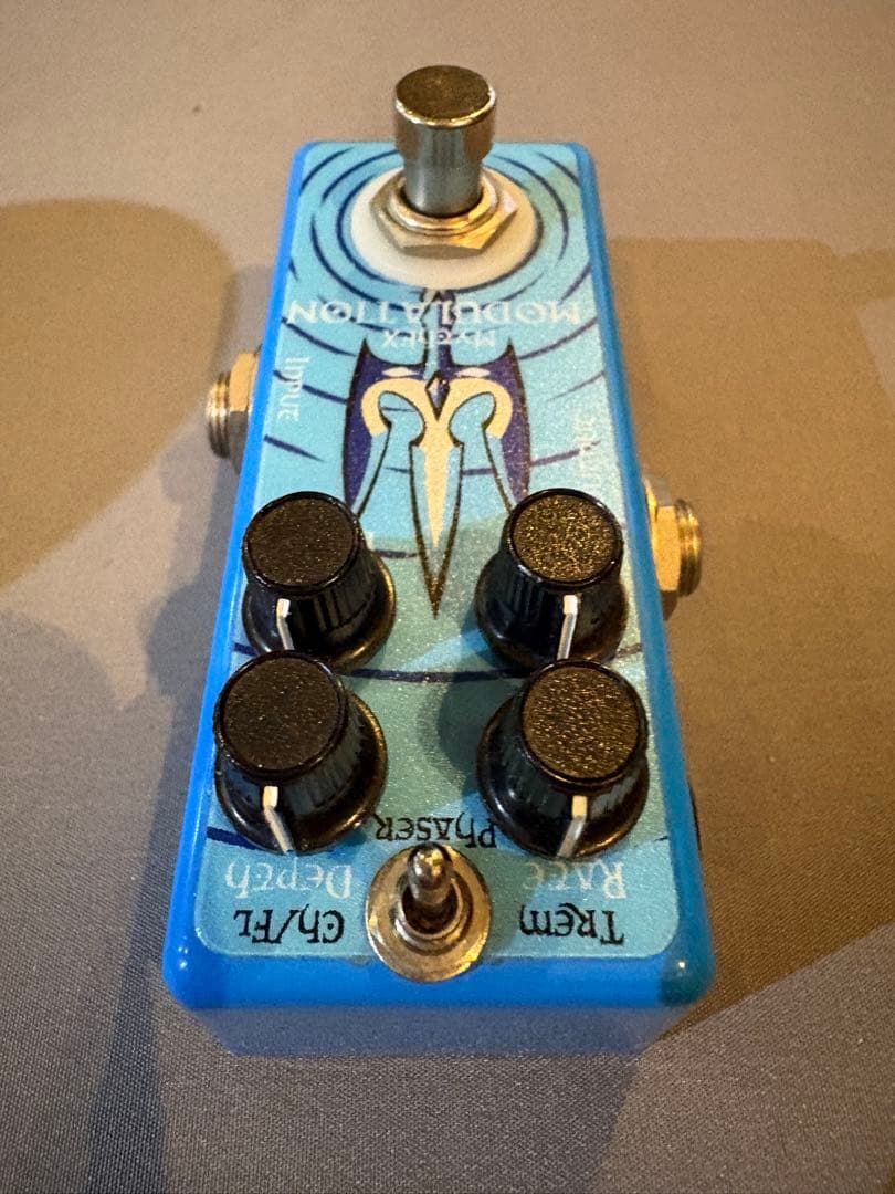 Mythfx Triton Modulation Pedal 美品