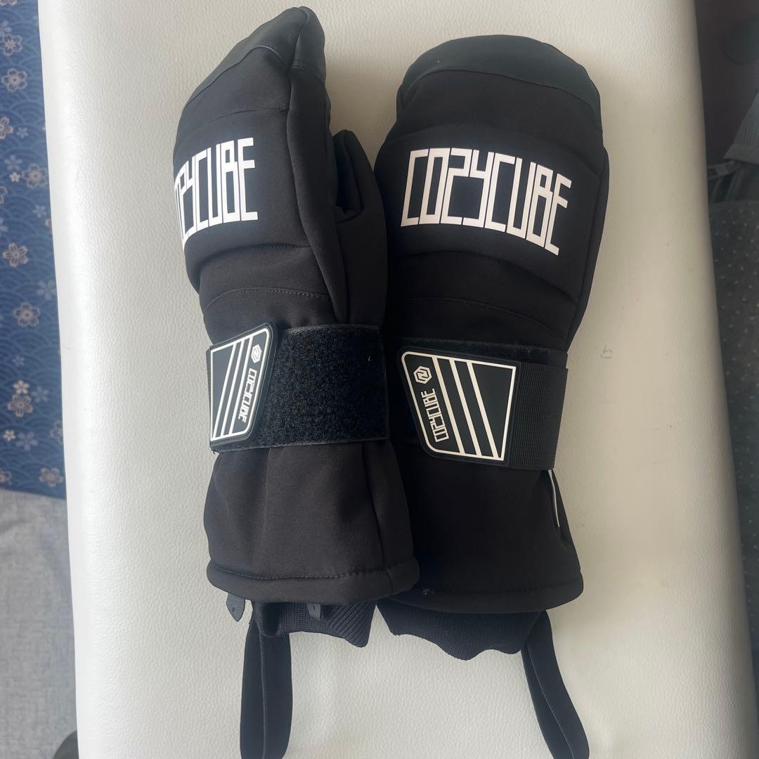 COZYCUBE ブラック ミトンスタイルグローブ　大人子供用リストガード付き