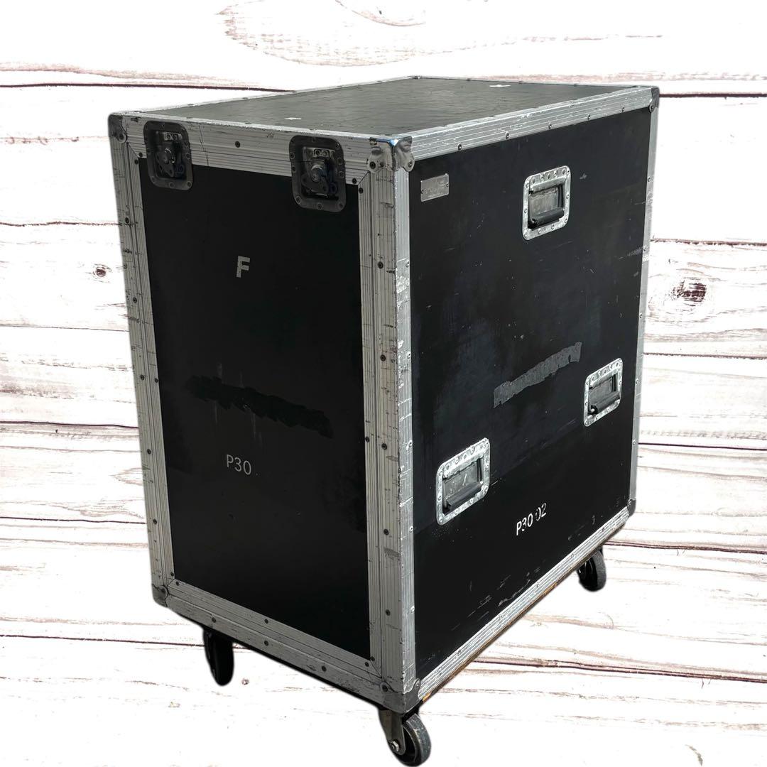 PULSE 18U ラックケース ①