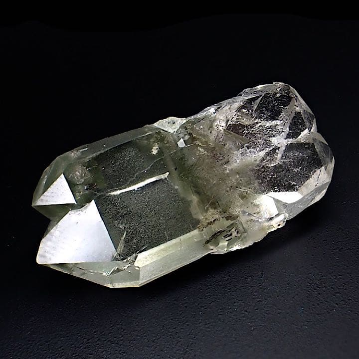 【イタリア/アオスタ渓谷産】アルパインファーデンクォーツ