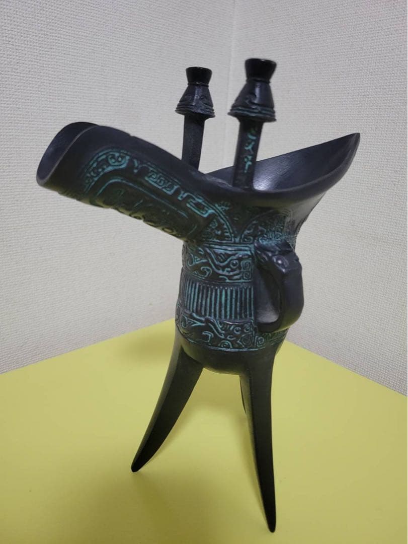 【アンティーク風・三足青銅風爵杯（レプリカ）｜インテリア置物】