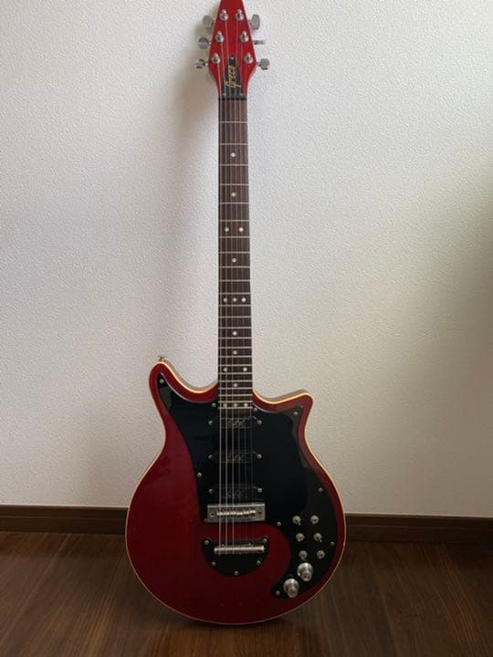 Greco グレコ　ブライアンメイモデル シリアル番号A0024