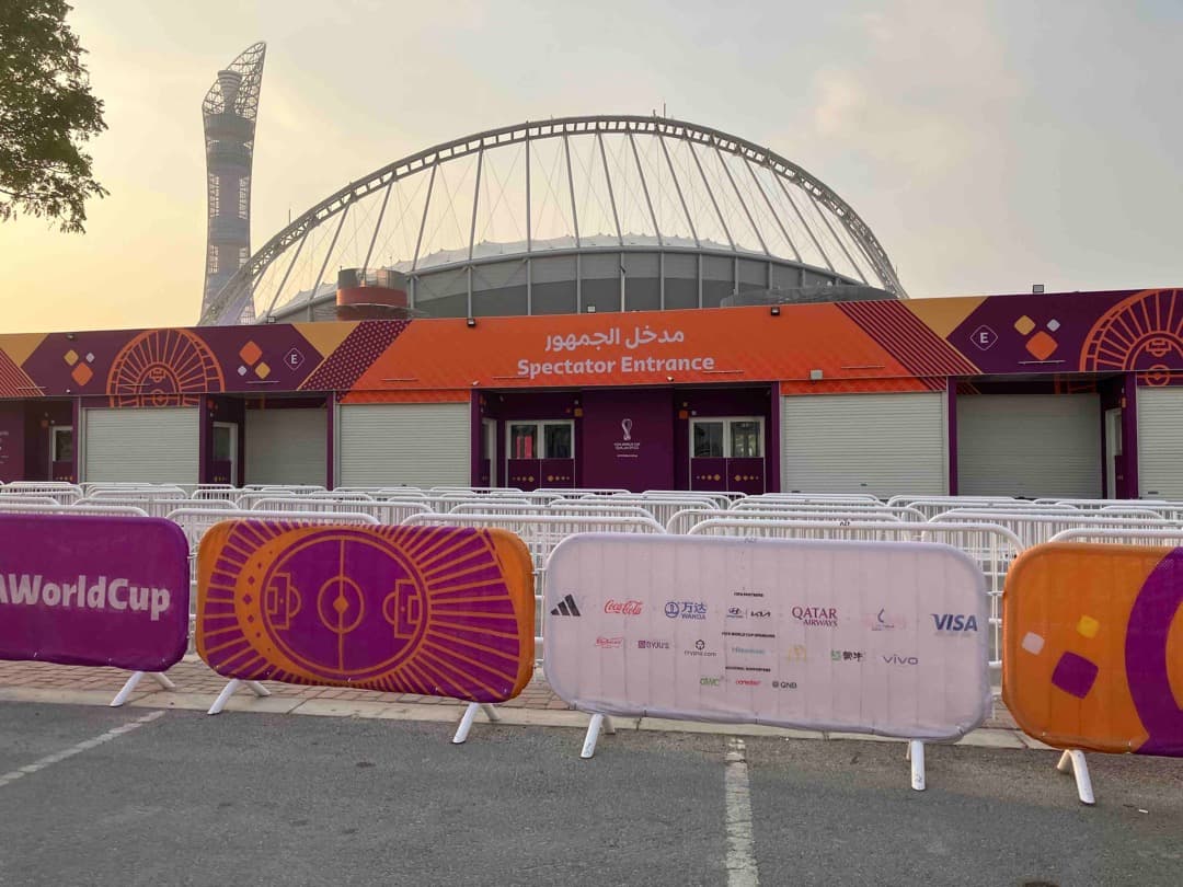 超希少！サッカーワールドカップでドイツ・スペインに勝利したスタジアムの思い出の品