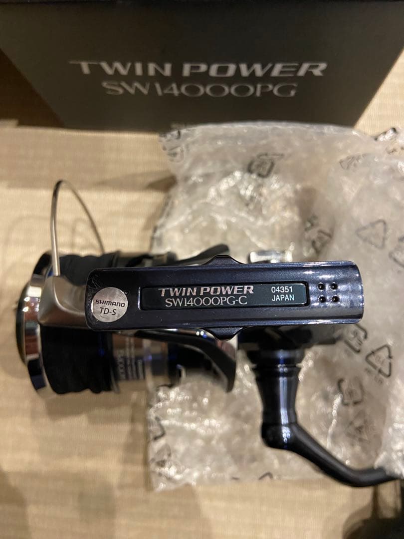 SHIMANO ツインパワー SW14000PG スピニングリール