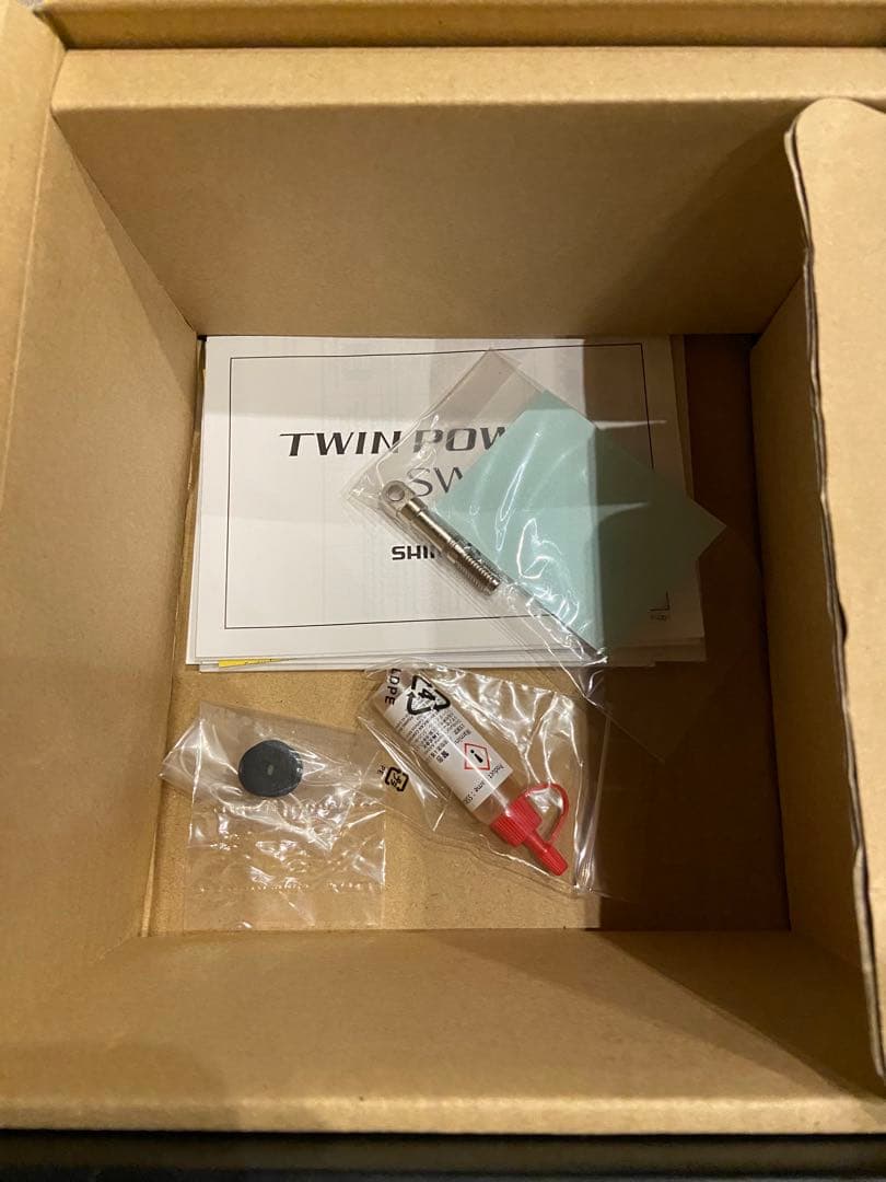 SHIMANO ツインパワー SW14000PG スピニングリール