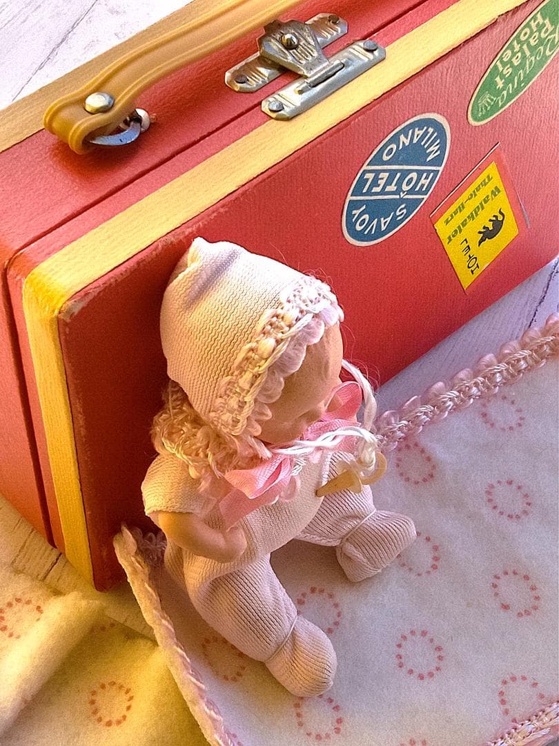 ★旅するベビーさん　ドイツ生まれのアンティーク　小さいビスクドール　ヘルトヴィヒ