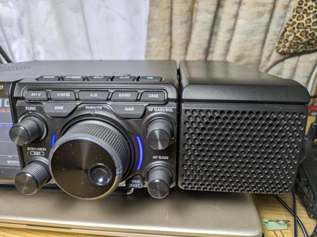 YAESU FT-710 AESS HF/50MHzトランシーバー