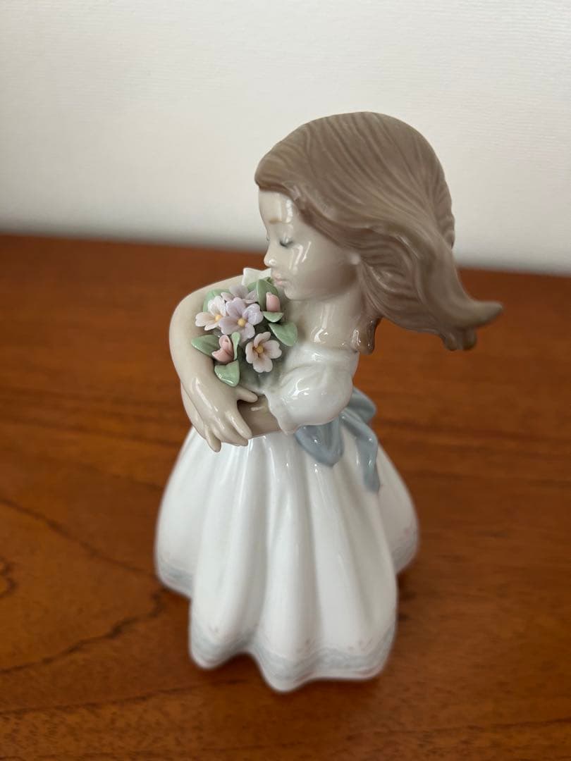 LLADROリヤドロ「さわやかな風」美品・箱無し