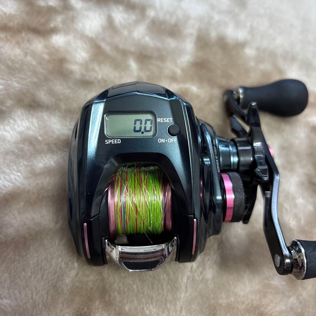 【極美品】ダイワ 紅牙IC 100P-RM コウガIC