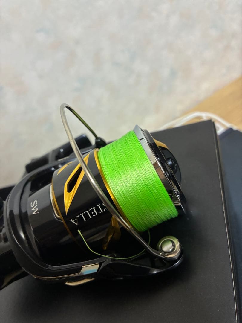 STELLA SW4000XG スピニングリール