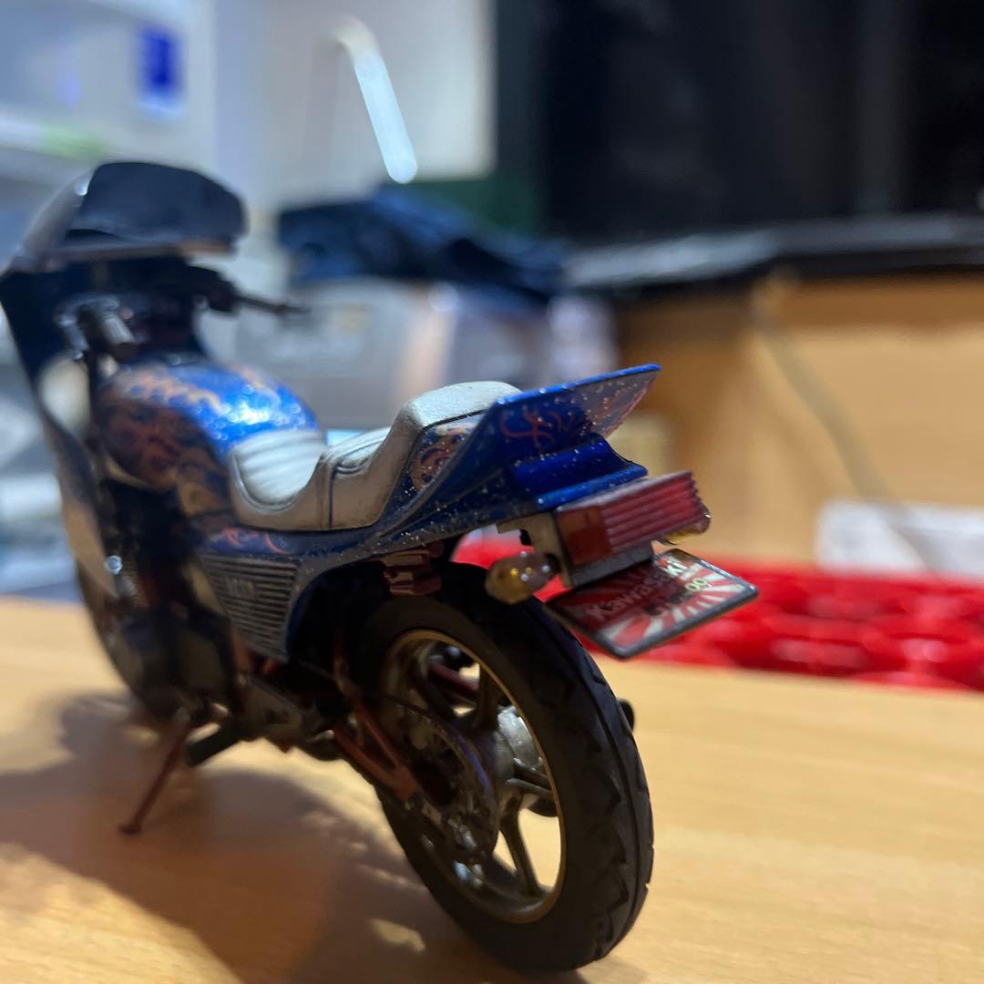 バイクモデル 青金デザイン