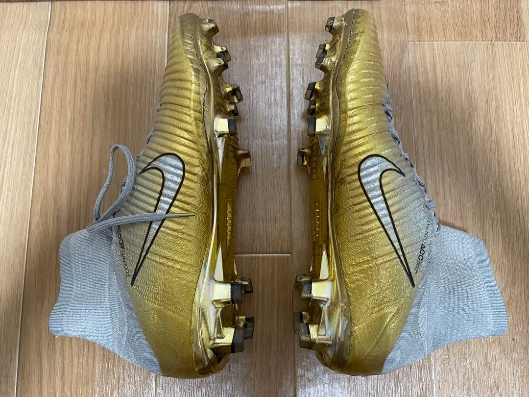マーキュリアル　スーパーフライ　mercurial superfly 5 CR7