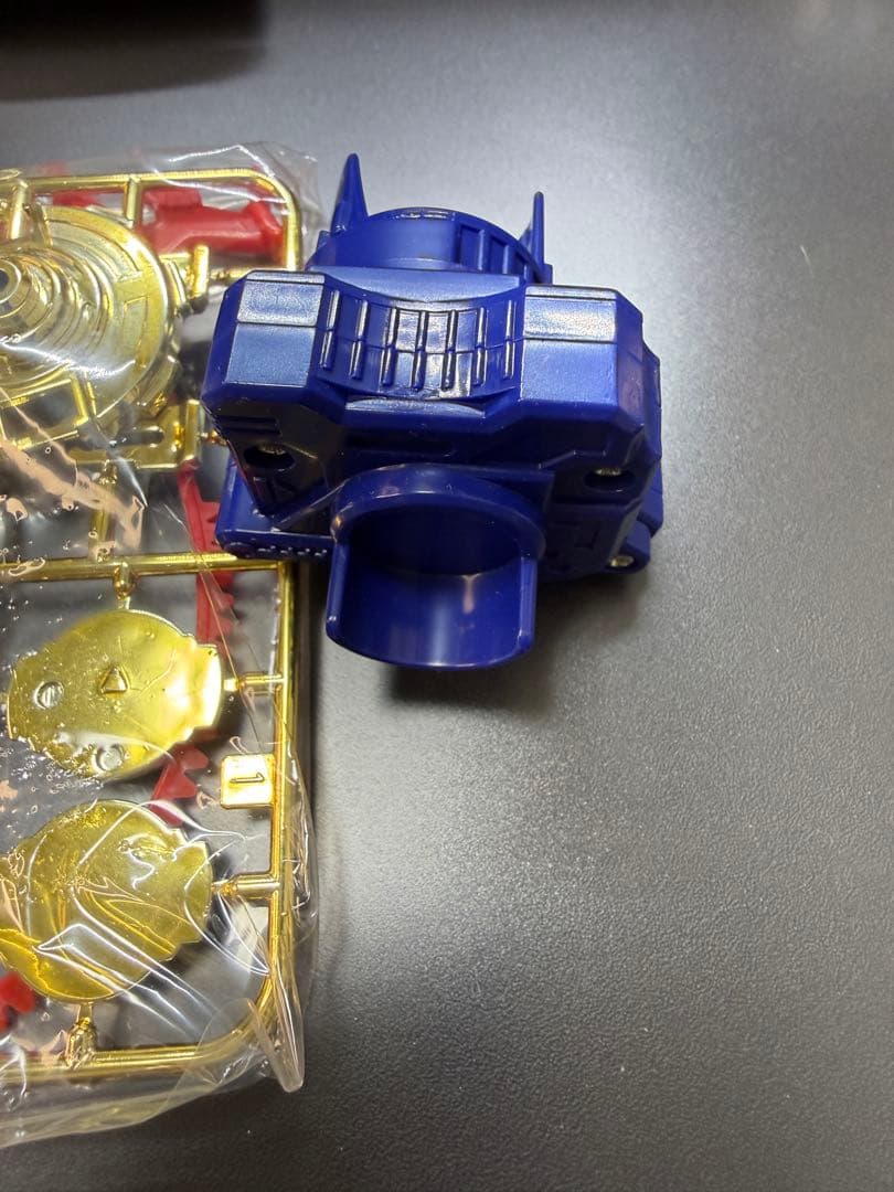 お*た様 【激レア】非売品ベイブレードドラグーンS 金メッキ　コロコロ抽選品