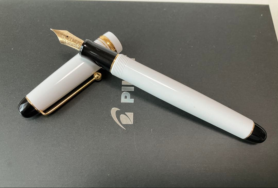 【2018年限定色】pilot 万年筆 custom74 細字⭐︎おまけ付き