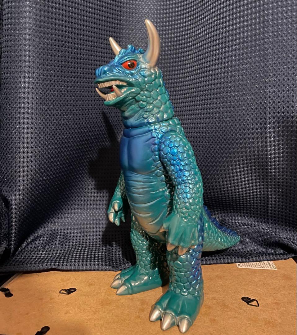 trash goodz 二本角怪獣　 パチ怪獣　ゾルメン　izumonster