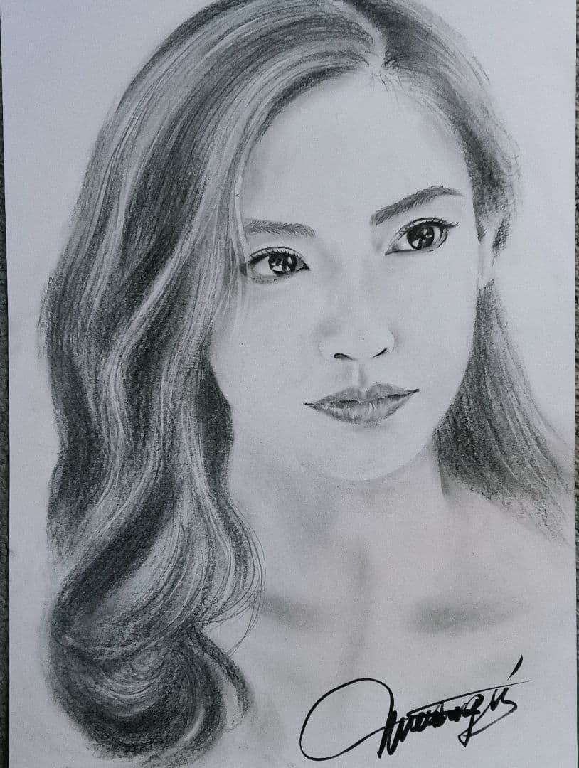 リアリズム 鉛筆画 人物画八つ切り