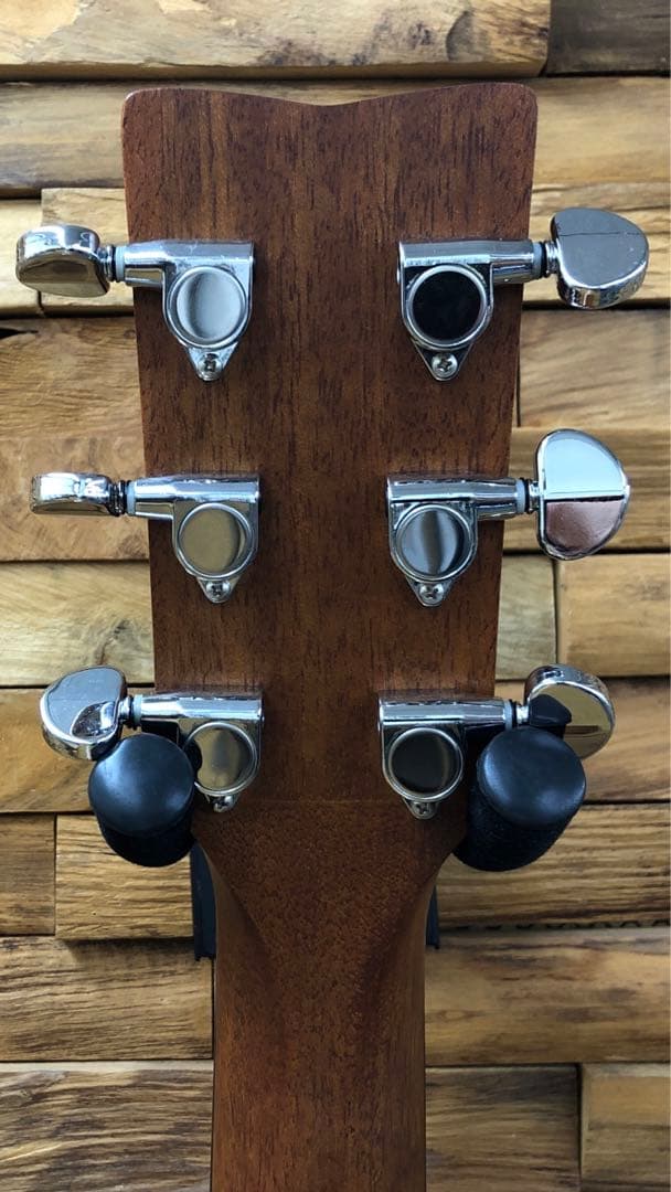 【美品】　アコースティックギター　YAMAHA　FG800