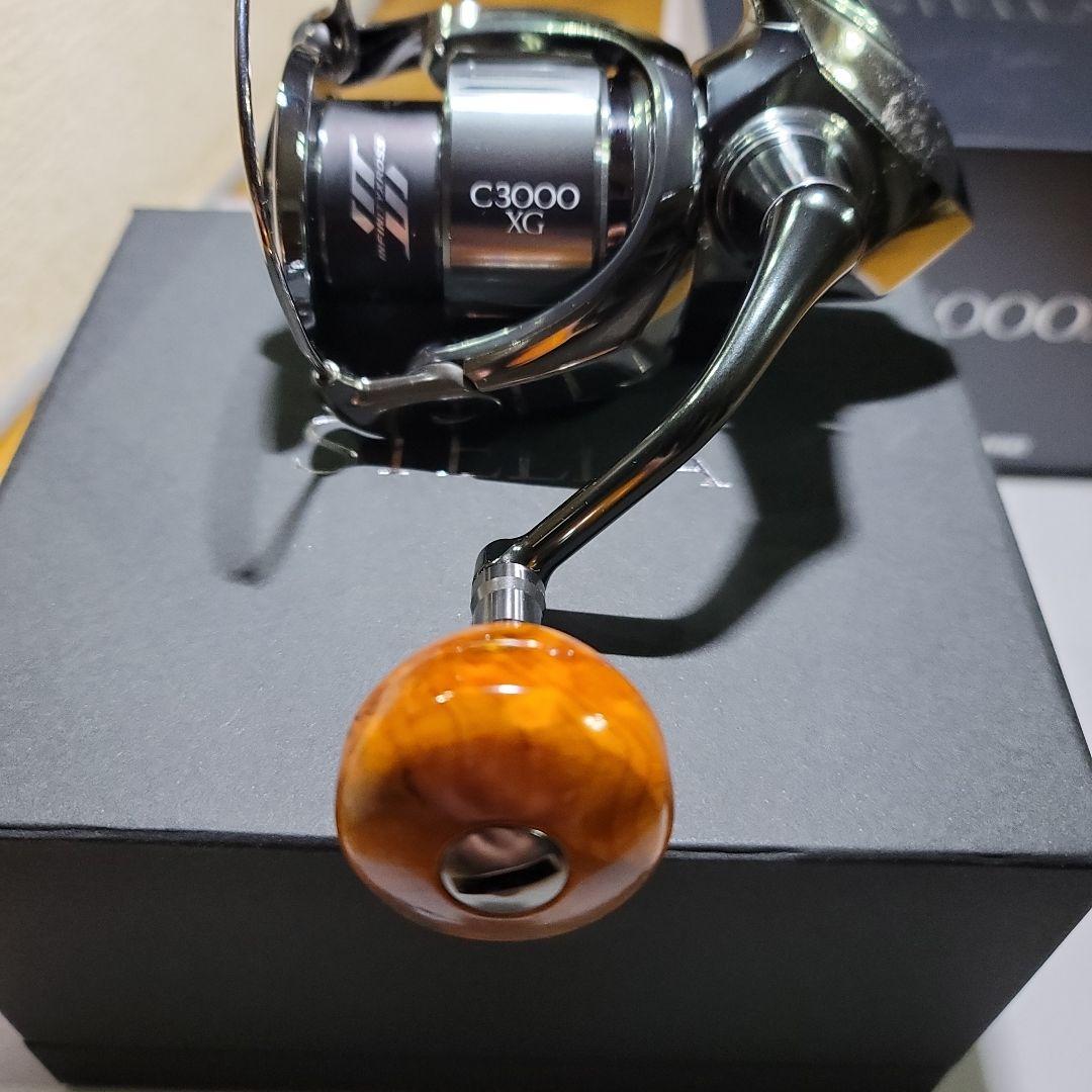 シマノ 22 ステラ C3000XG ウォーターランド ウッドノブ交換済