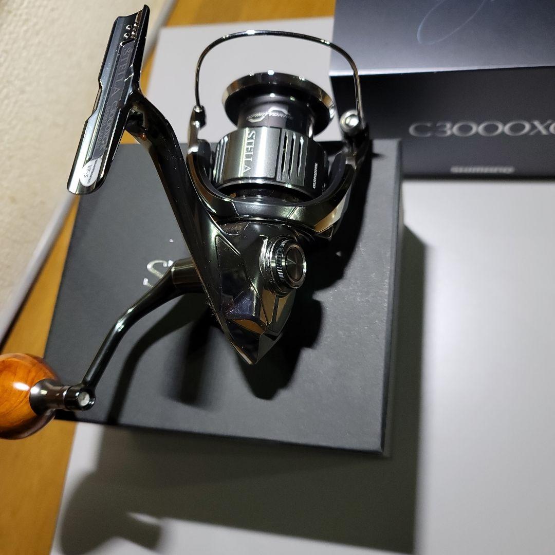 シマノ 22 ステラ C3000XG ウォーターランド ウッドノブ交換済