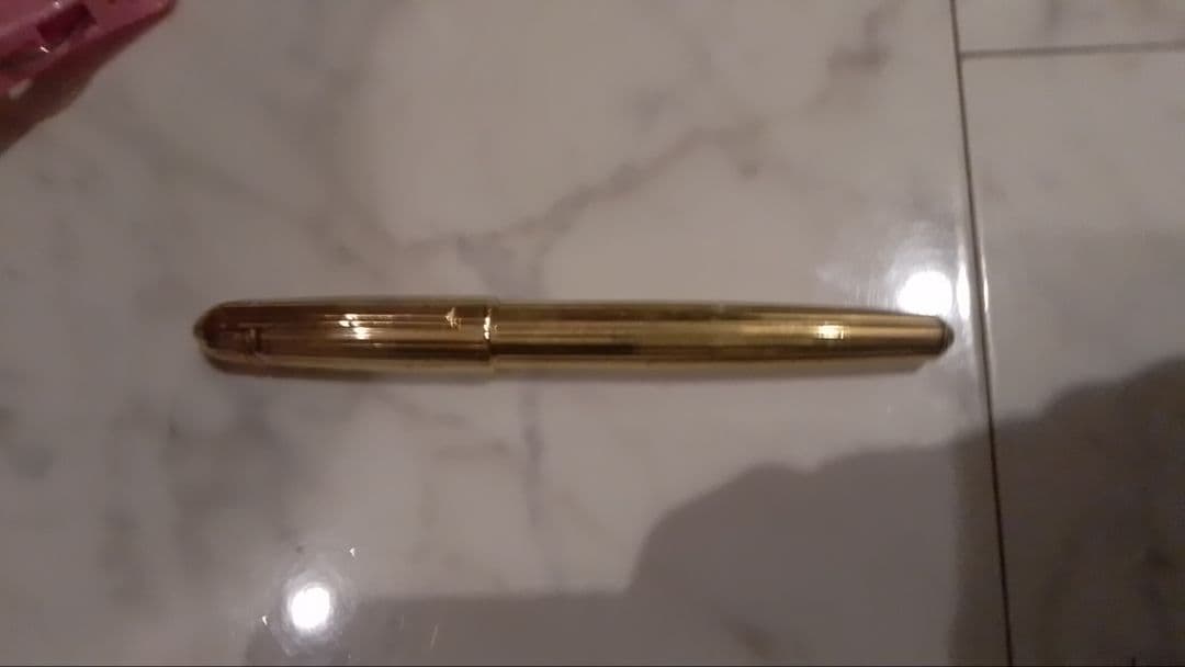 カルティエ　パシャトリニティゴールド　ボールペン