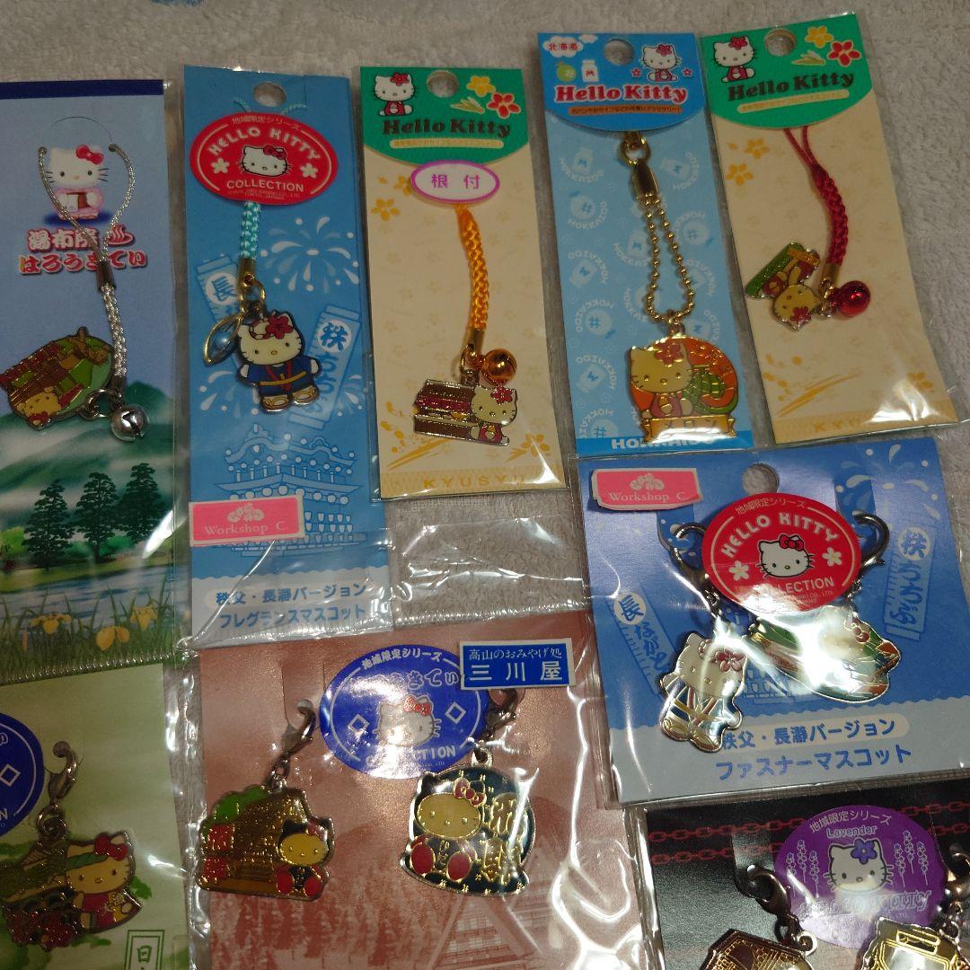 ご当地キティメタルストラップ・ファスナーアクセサリー・ピンズ・根付28ヶセット