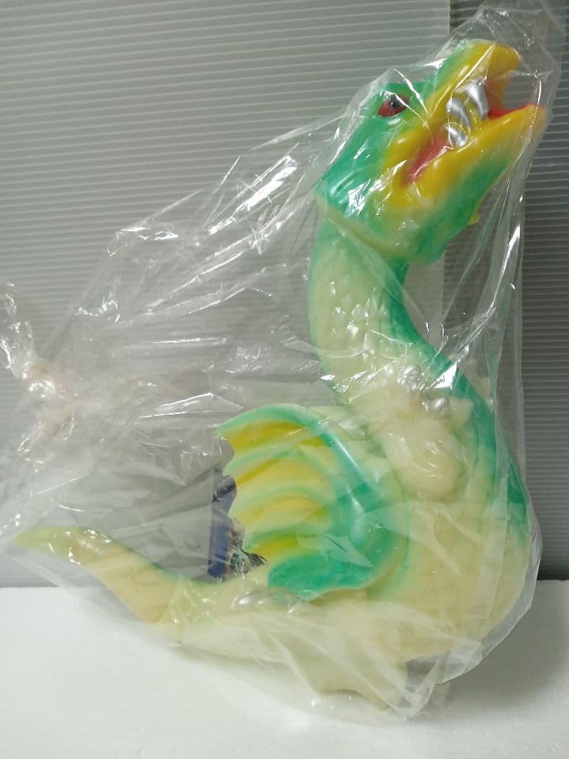 M1号 レプティリカス 蓄光ソフビフィギュア WF2000