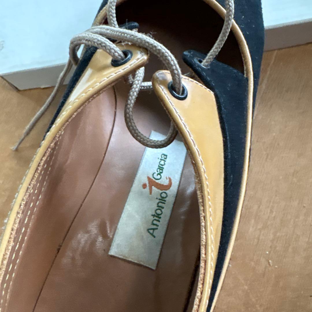 フラメンコシューズ 黒/ベージュ　7,5