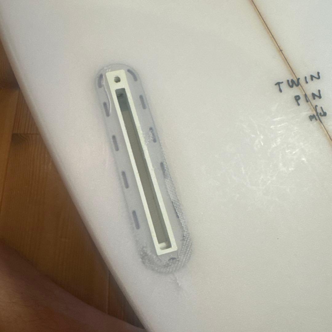 TWIN PIN アルメリック　5.5 ショートボード　マイキー　フェブラリー