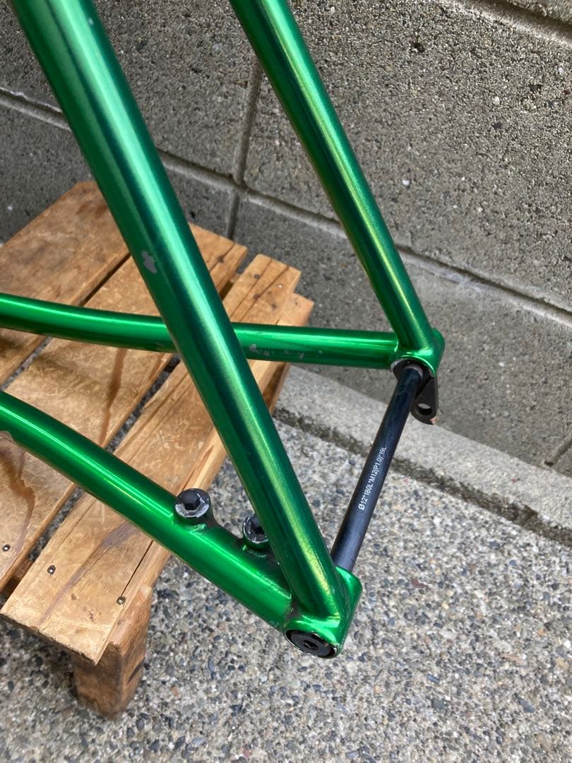 Tonic トニックDISCロードフレーム ENVEフォーク