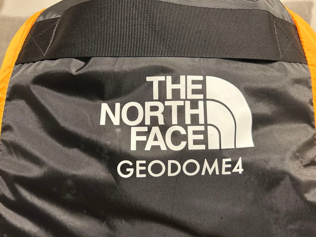 ②ノースフェイス　ドームテント　ジオドーム