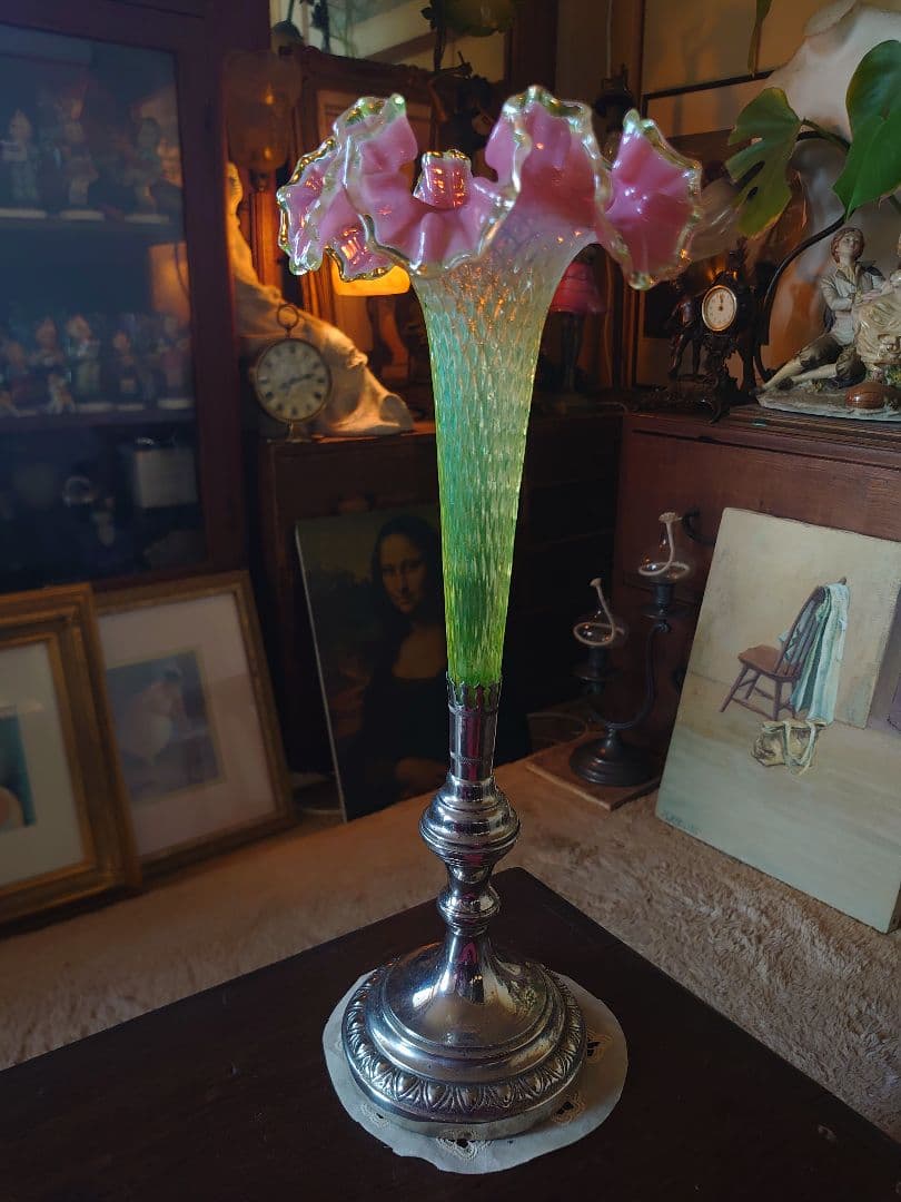 フランス1890s'ヴィクトリアン「イパーン 」クランベリー ヴァセリンSP花器