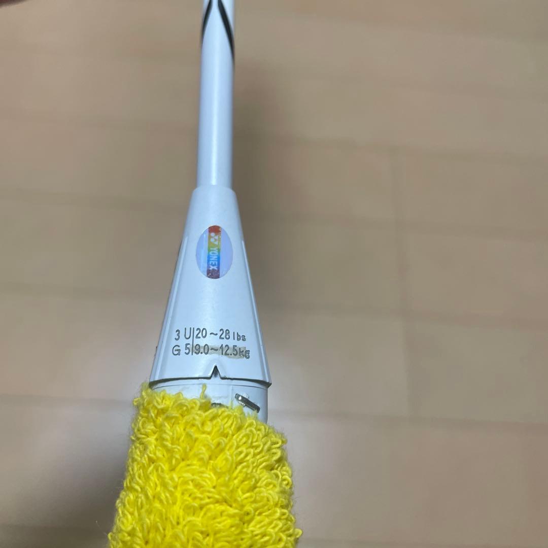 YONEXデュオラZストライク