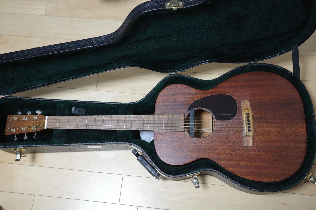 オールマホガニーMartin OO-15m
