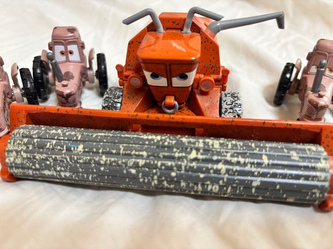 マテル フランク トラクター cars カーズ トミカ C-19