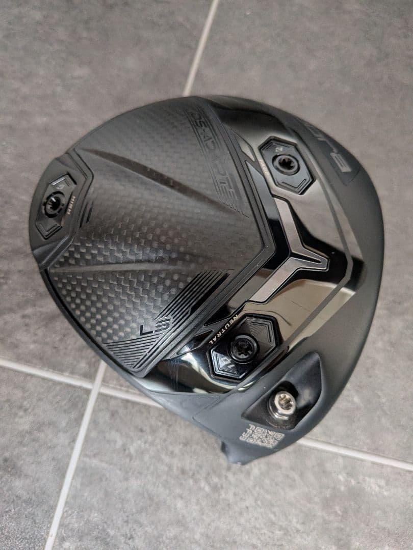 ●かなり美品　激飛び●コブラ DS ADAPT LS ドライバー9度ヘッド単体