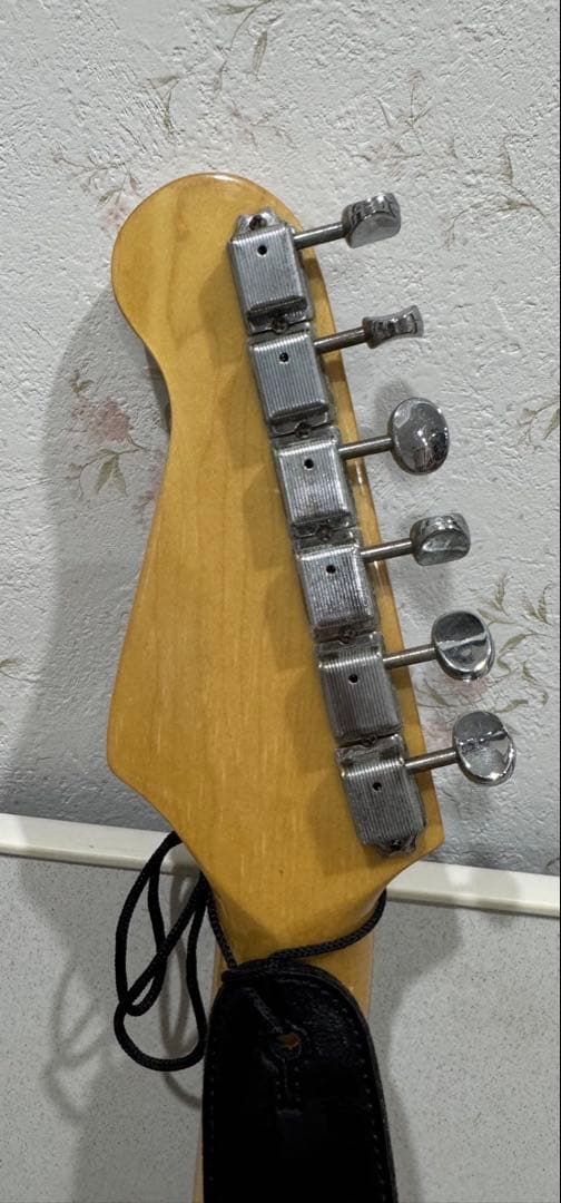 エレキベースギターG.I.G. ザスタンダード ジャズアッシュ ウッドグレイン