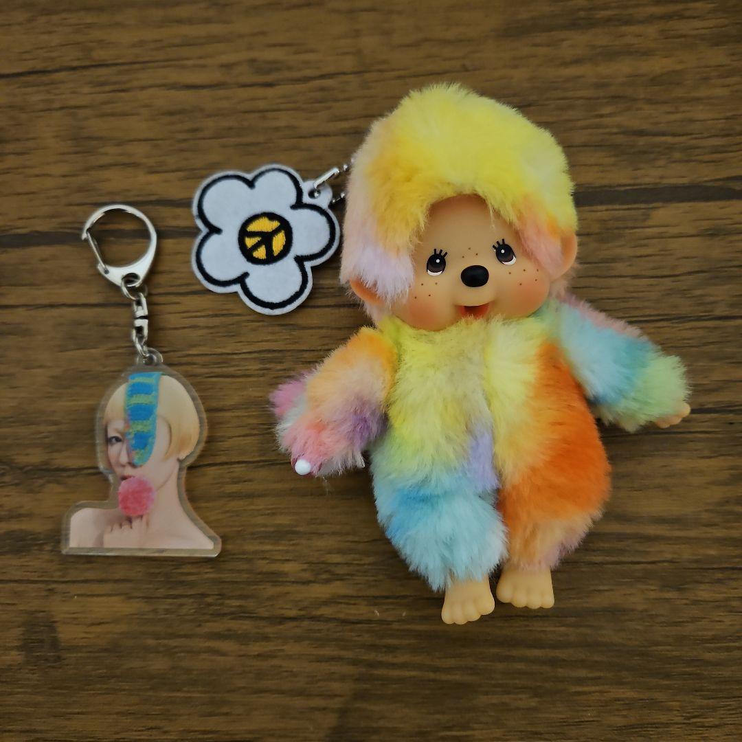 木村カエラ パステルレインボー モンチッチ /アルファベットキーホルダー