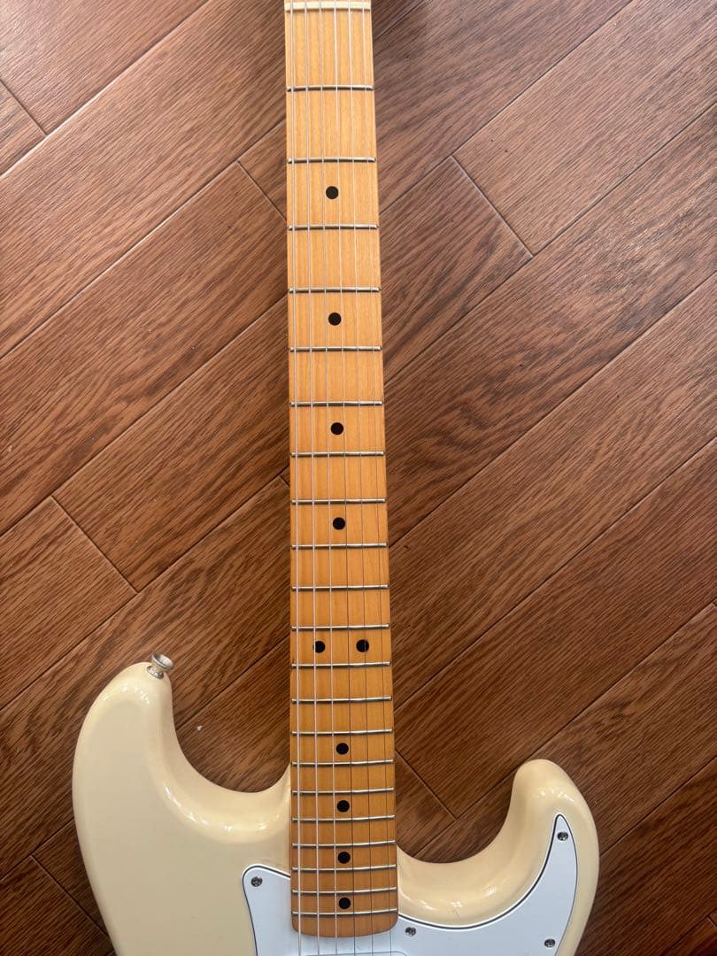 A*p様 《Eシリアル》fender japan stratcaster st7