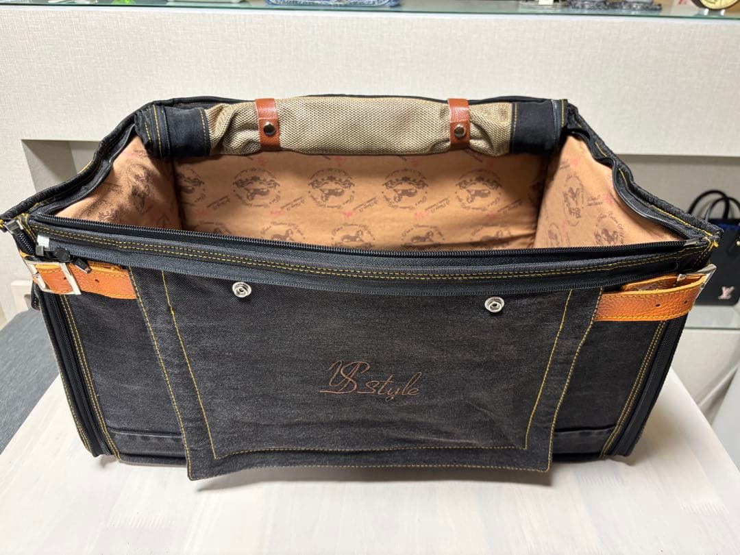 ⭐️ナオミ⭐️ルシアンエサヨ　ドライブボックス　プレミアムブラック　M