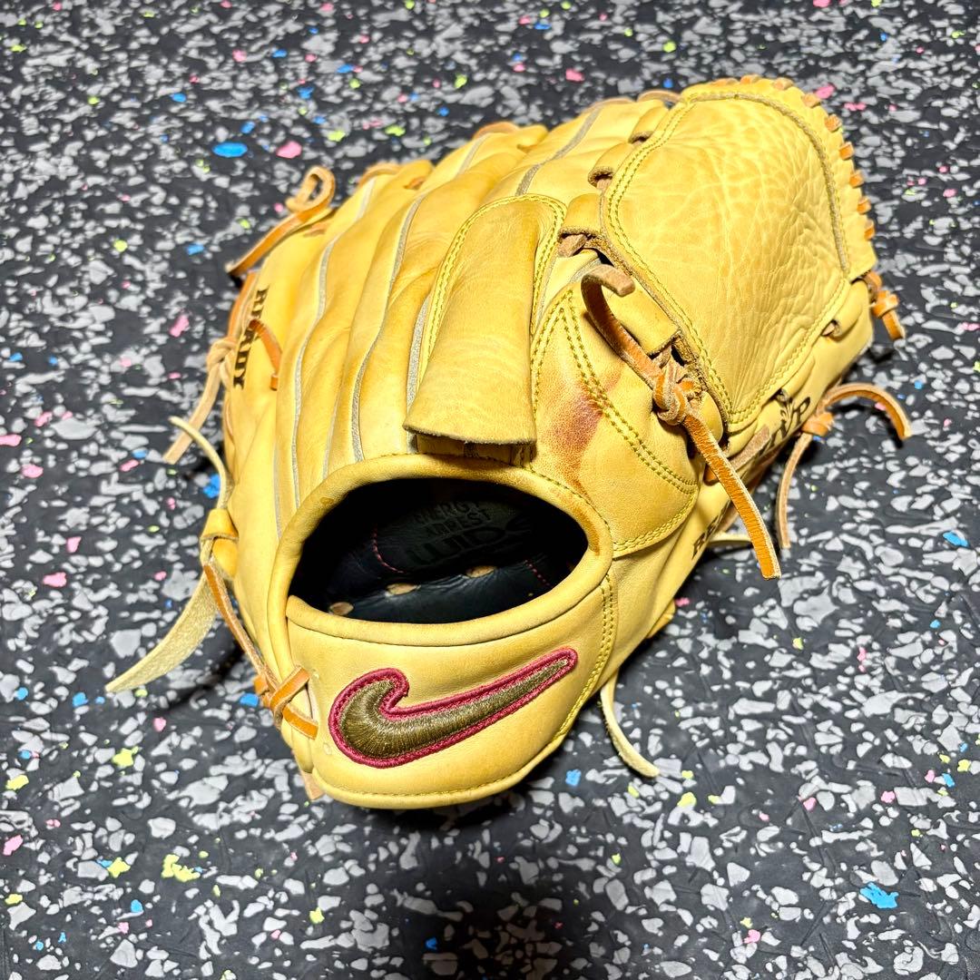 ナイキ NIKE 投手用 軟式用 グローブ ピッチャー Ready MVP 野球