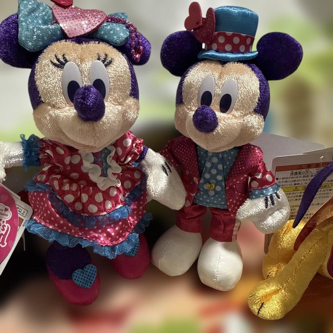 ミニーのファンダーランド　ミッキー ミニー プルート ぬいぐるみバッジ　セット