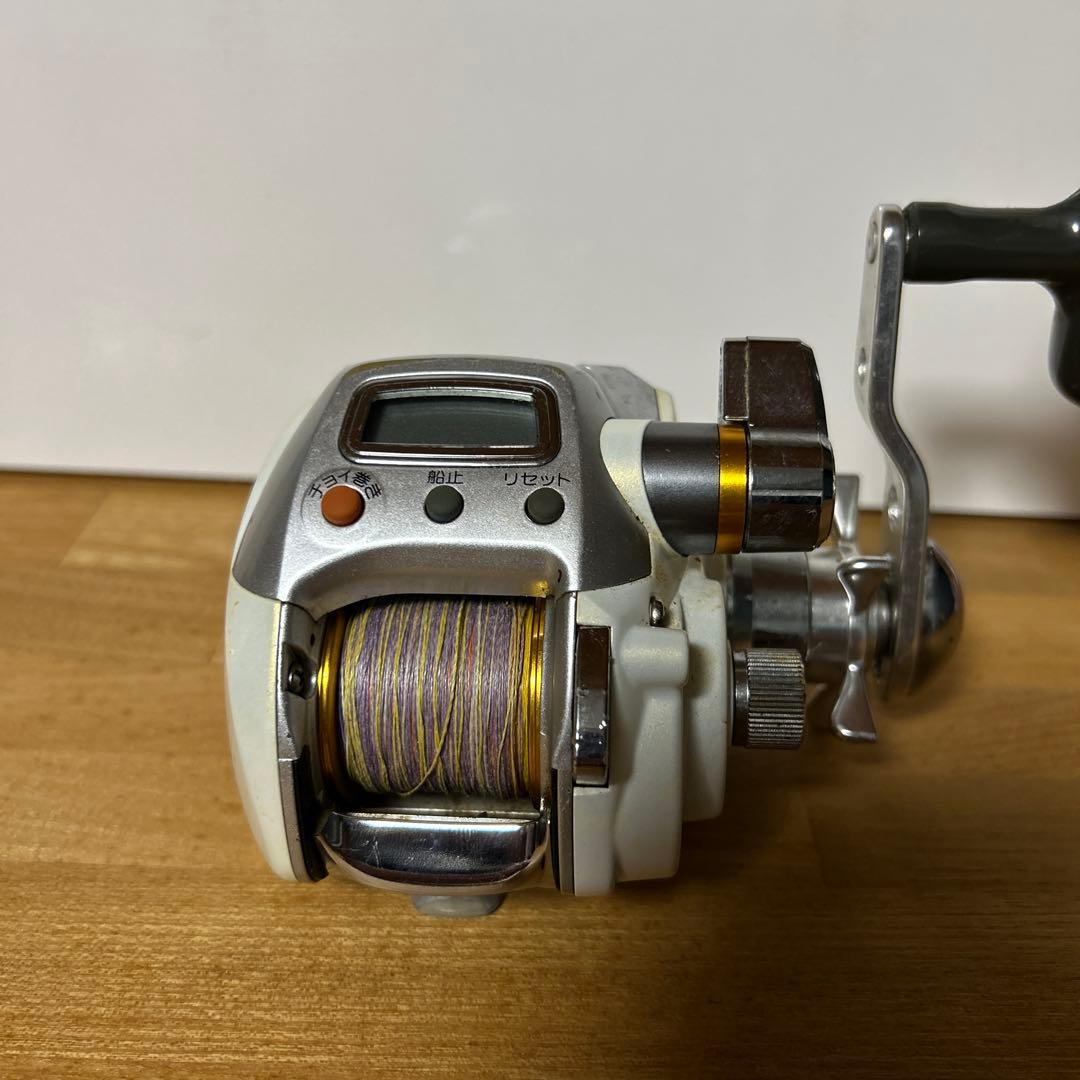 ダイワ 電動リール ホワイト/シルバー